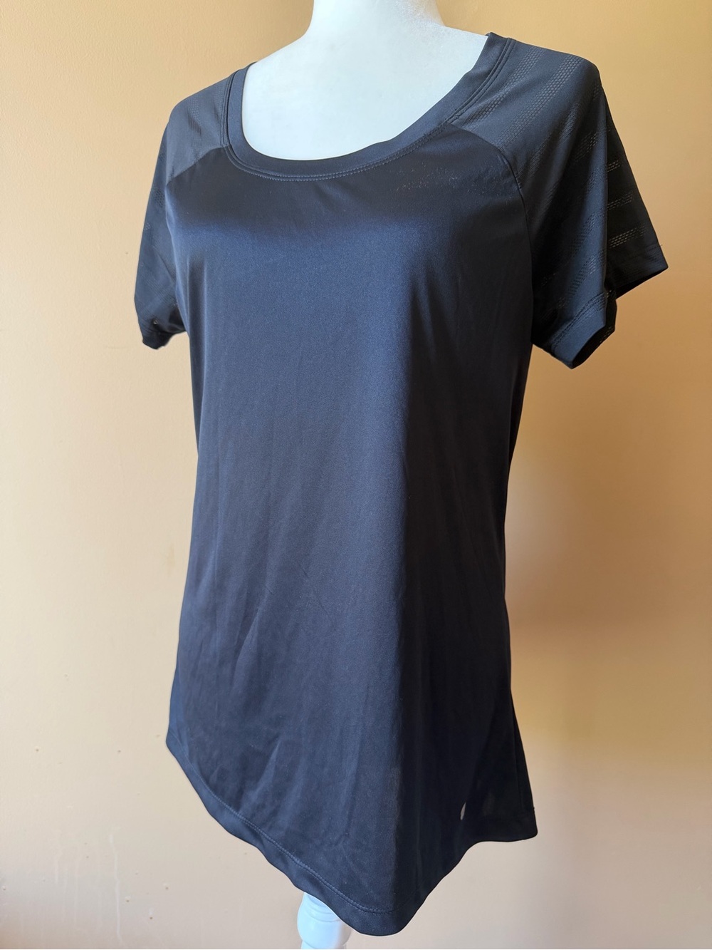 Bally Total Fitness Black Mesh Stripe Raglan Activewear Tee
